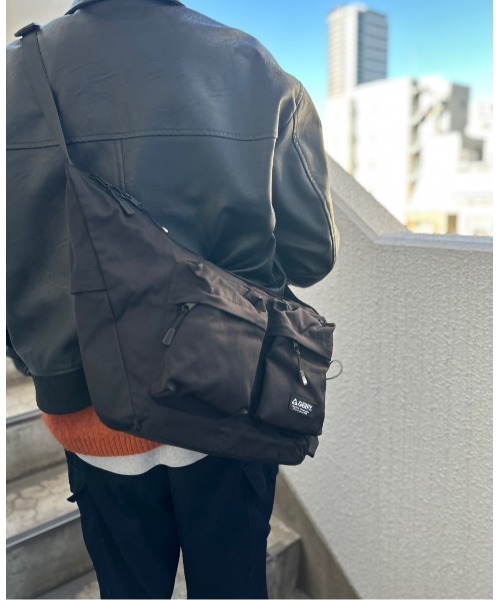 DROP DEAD チェック SCOTCH ショルダーバッグ ユニセックス DROP DEAD チェック SCOTCH ショルダーバッグ ユニセックス