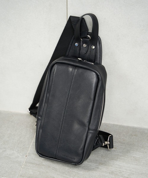 ikka（イッカ） ウエストポーチ GPレザータッチボディバッグ メンズ