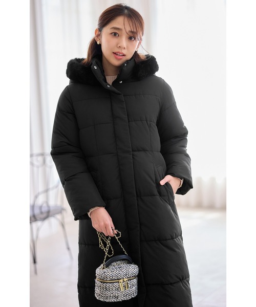 極美品　アルマーニ コレツィオーニ ラビットファー付き ロングダウンコート 極美品 アルマーニ コレツィオーニ ラビットファー付き ロングダウン