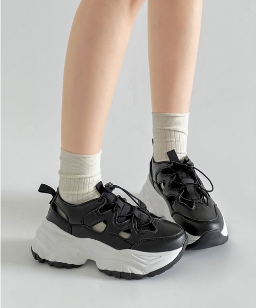 オーダーストップ中　ハンドメイド　スニーカー　ストラップ Shoes in Closet（シュークロ） サンダル 軽量厚底 やわらか