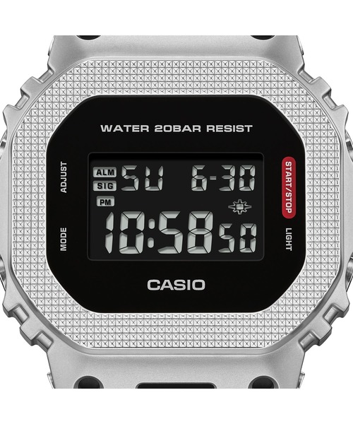 G-SHOCK 腕時計 メタルベゼル / インダストリアルデザイン GM-5600M