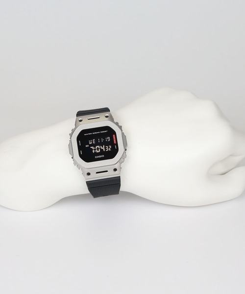 G-SHOCK 腕時計 メタルベゼル / インダストリアルデザイン GM-5600M