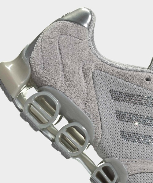 adidas（アディダス） スニーカー メガ ゴーストライド / Mega
