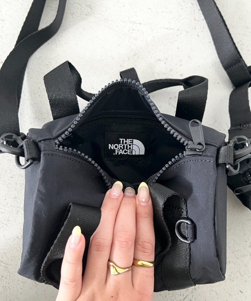 THE NORTH FACE ノースフェイス ショルダーバッグ ブラック THE NORTH FACE（ザ ノースフェイス） ノースフェイス ショルダー