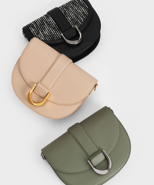 ★CHARLES&KEITH★Gabine Saddle Bag ショルダーバッグ/送料込 CHARLES ＆ KEITH ショルダーバッグ バッグ Gabine ガビーヌ