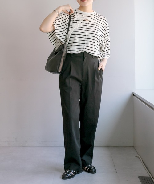 限界価格⭐︎【大人気×美品】ear PAPILLONNERぺったんショルダーバッグ ear PAPILLONNER ショルダーバッグ バッグ 「本革/軽量