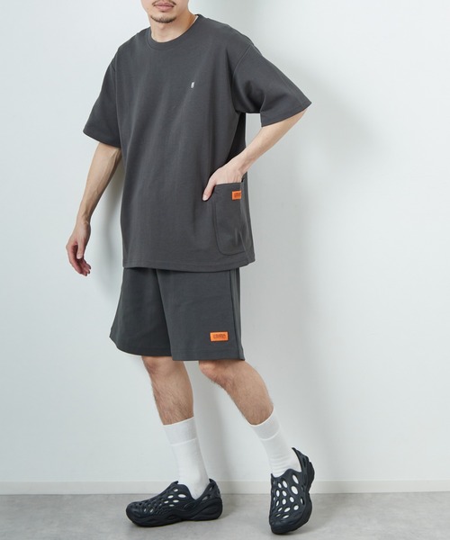 UNIVERSAL OVERALL（ユニバーサルオーバーオール） tシャツ 別注