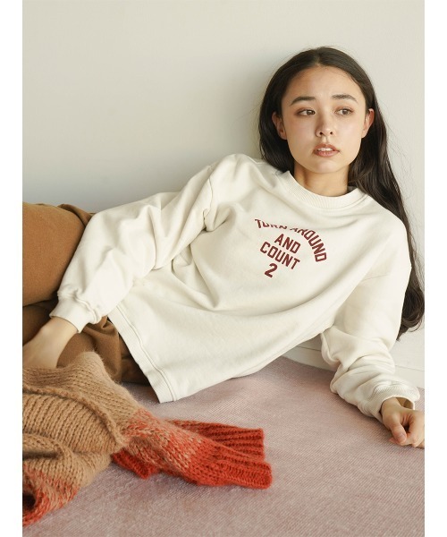 tシャツ Slit hem logo sweatshirt レディース