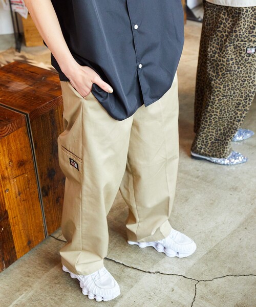 FREAK'S STORE チノパン 限定展開 SHE WOLF DINER×FREAK'S STORE