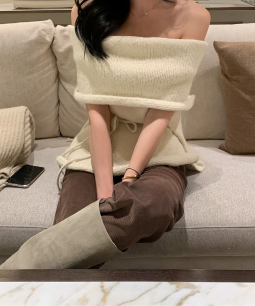 オフショルフェミニンニットトップス レディース