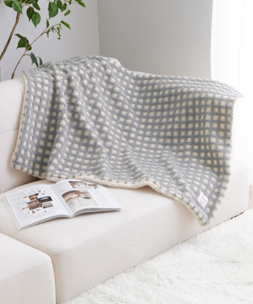 iellio ブランケット もこもこボアチェックひざ掛け / ブランケット