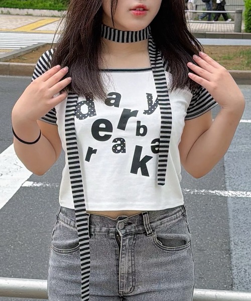 shrita（シュリータ） tシャツ チョーカー付きスクエアネックロゴT