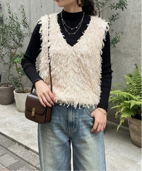 ベスト ジレ フェザーヤーンVネックベスト レディース : ZOZOTOWN