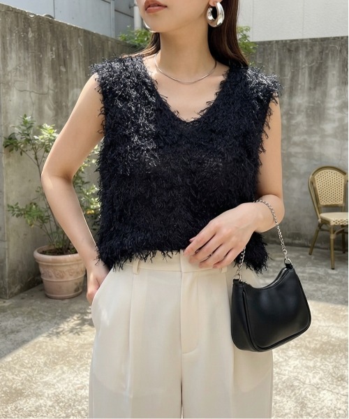 ベスト ジレ フェザーヤーンVネックベスト レディース : ZOZOTOWN
