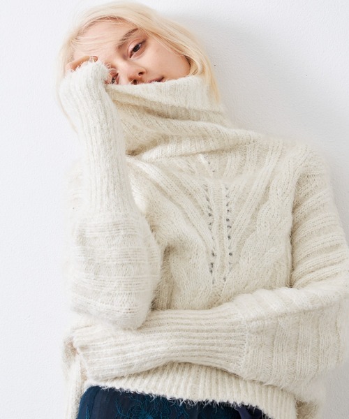 LA BELLE ETUDE（ラベルエチュード） タートルネックニット FREE