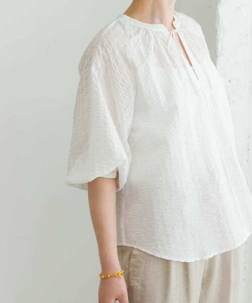 【URBAN　RESEARCH　ROSSO】F by ROSSO　サッカーボリュームスリーブブラウス URBAN RESEARCH ROSSO｜F by ROSSO サッカーボリュームスリーブ