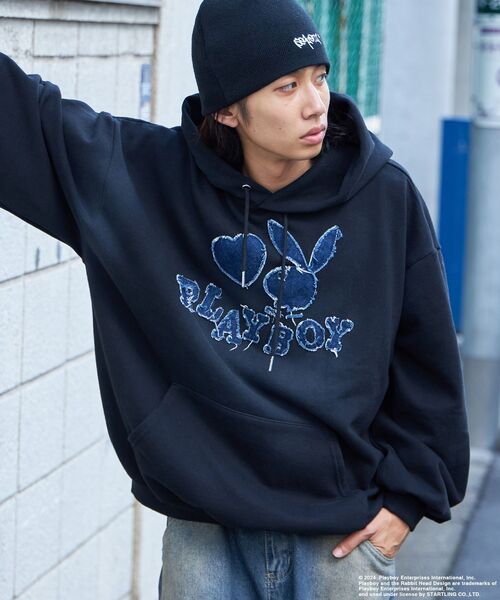 PLAYBOY（プレイボーイ） プルオーバーパーカー「SEQUENZコラボ」 X