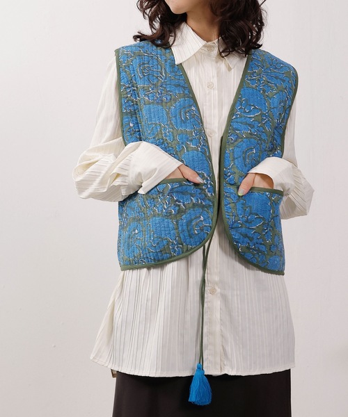 emesuelee ベスト ジレ カリーノブロックプリント キルトベスト 花柄