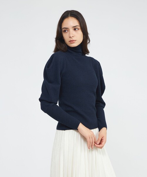 美品 EPOCA La maglia due タートルリブニットプルオーバー EPOCA（エポカ） ニット セーター 「La maglia due」 タートル