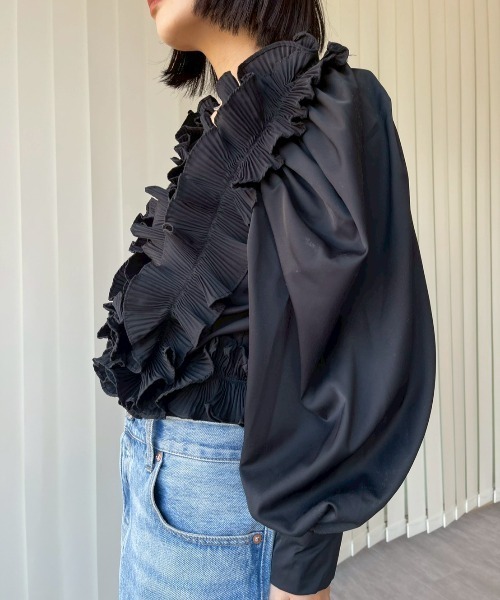 AMAIL 美品　オケージョン　長袖ブラウス AMAIL（アマイル） ブラウス シャツ Voluminous Frill Blouse