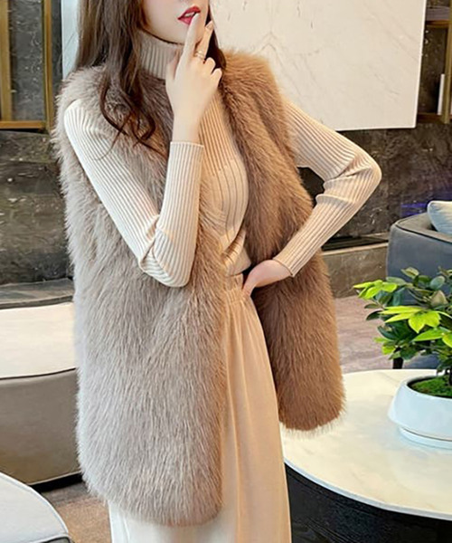 新品✨23区 ファーベスト　ジレ　カーリーファー　ベージュ　M カシミヤ Girly Doll（ガーリードール） ベスト ジレ ボリュームファーベスト