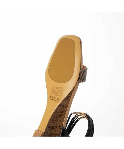 未使用☆カリーノ アンクルストラップ ウェッジソール サンダル