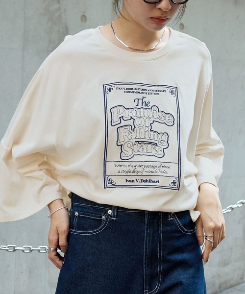 新品未使用　Night Tempo 未使用Tシャツ ワンサイズ&キーホルダー ◇メッセージ刺繍 Tシャツ◇ オーバーサイズ[品番：OCGW0003579