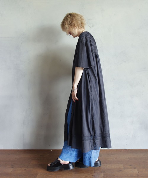 「BITTOKO」 半袖ワンピース FREE グレイッシュベージュ レディース_画像8