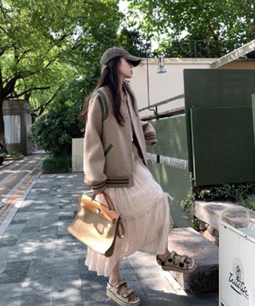 「ALL RUNS」 スタジャン M ベージュ レディース_画像7