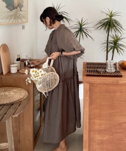 FAVORITO ワンピース 半袖 リラックスパフスリーブワンピース
