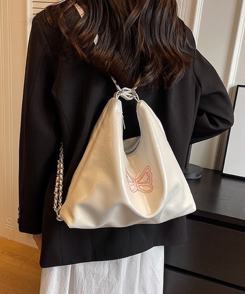 ✧‧˚ Fatima✧‧˚ハンドメイド 手編み バタフライ模様 バッグ ✧‧˚ Fatima✧‧˚ハンドメイド 手編み バタフライ模様 バッグ