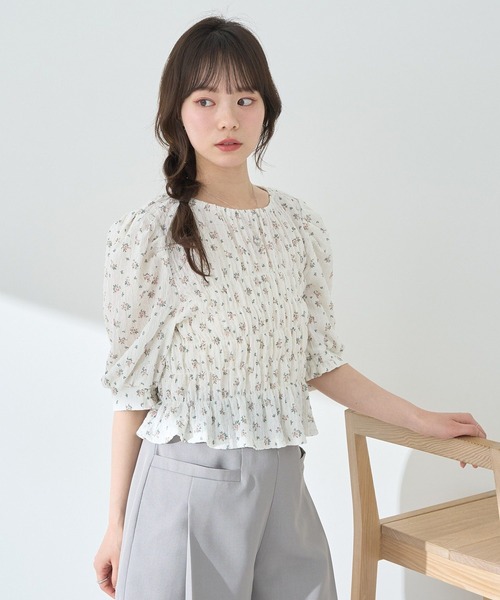 earth music&ecology tシャツ 花柄ポコポコシャーリングトップス