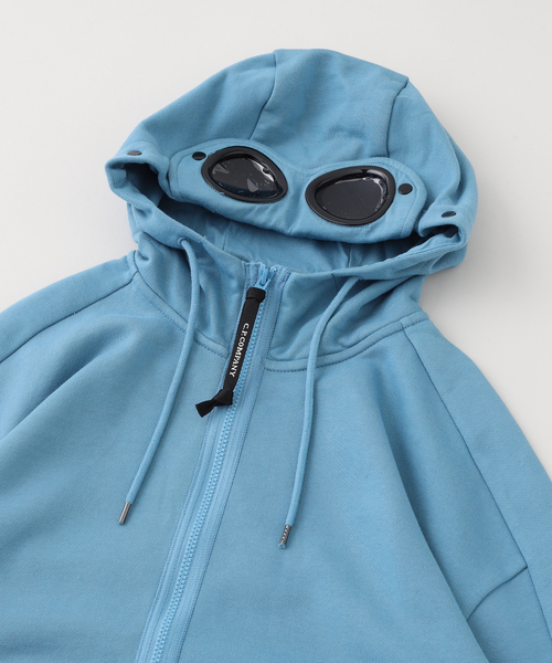 C.P. COMPANY（シーピーカンパニー） パーカー SWSHRT HDD OPEN IN