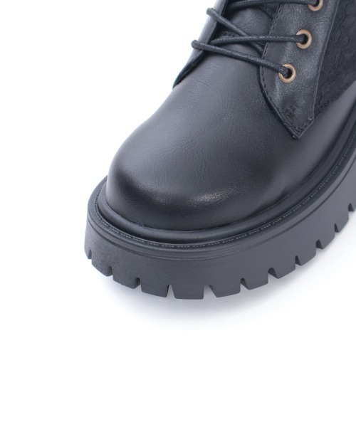 ず*ん様 黒いレザー ワークブーツ バックル付き axes femme（アクシーズ ファム） ブーツ バックル使いワークブーツ