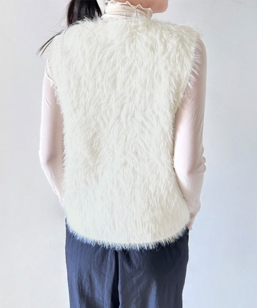 プリスティン フェイクファーノーカラージレ オフホワイト　オーガニックコットン ヤクフェイクファーノーカラージレ / オーガニックコットン – PRISTINE