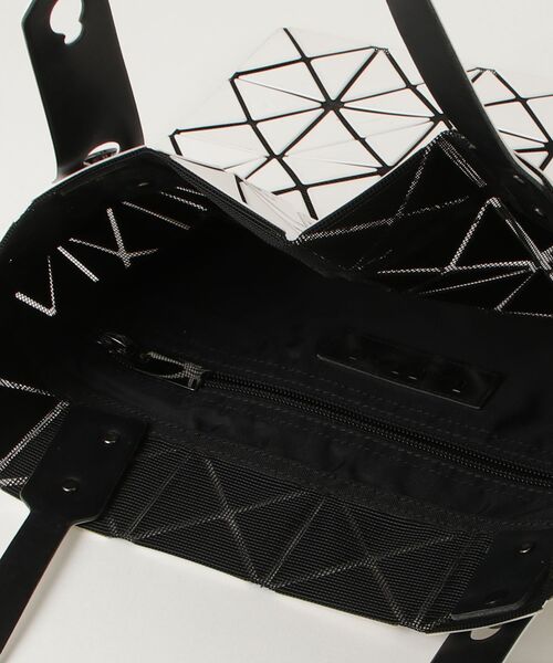 BAO ISSEY MIYAKE 「BAO MIYAKE」 ハンドバッグ - ホワイト レディース