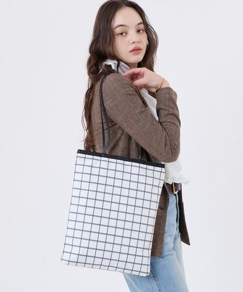 LeSportsac（レスポートサック） トートバッグ VERTICAL CITY TOTE