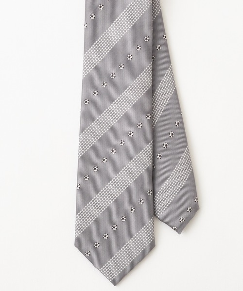 Quit Running（クイトランニング） ネクタイ サッカーデザイン 刺繍