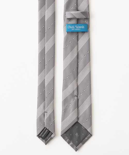 Quit Running（クイトランニング） ネクタイ サッカーデザイン 刺繍