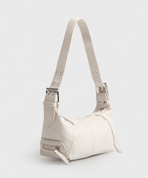 【新品•未使用】スクエアレザーターンロックベルトPUレザーハンドバッグ　ホワイト ショルダーバッグ バッグ 「ベルトデザインでコーデのアクセントに