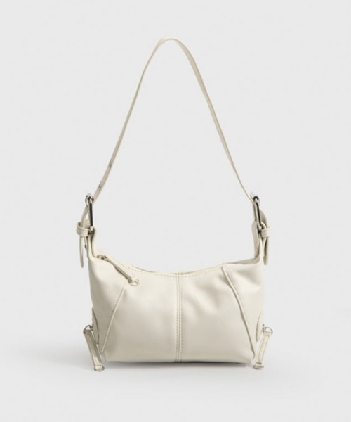 ショルダーバッグ バッグ 「ベルトデザインでコーデのアクセントに