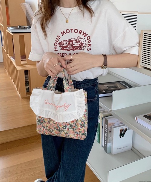 あーちゃんの商品です。Lサイズアイボリートートバッグ二点です。 hiroxs_girl02_トートバッグ 【Sサイズ：4色】 | TrunkGallery