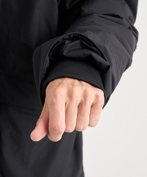 ダウンジャケット ダウン 「nanamica / ナナミカ」GORE-TEX Short Down Jacket メンズの画像