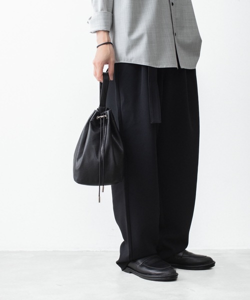 レザー バケットバッグ 黒 ATTACHMENT（アタッチメント） ショルダーバッグ 「 直営店・ZOZOTOWN