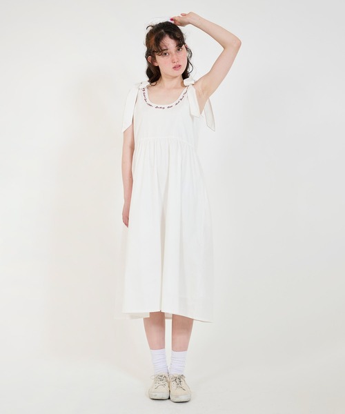 ボリュームスリーブ ミニ丈ワンピース TINA：JOJUN TINA：JOJUN ワンピース ボリュームスリーブ ミニ丈ワンピース