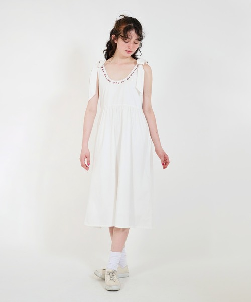 TINA：JOJUN ワンピース TINA：JOJUN ワンピース 刺繍入り ボリュームワンピース