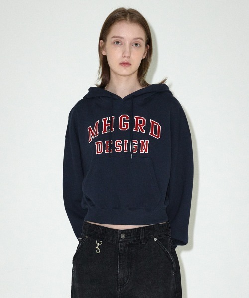 パーカー 「mahagrid/マハグリッド」 MHGRD APPLIQUE CROP HOODIE /アップリケクロップフーディー レディース メンズ MAHAGRID パーカー 「mahagrid/マハグリッド」 MHGRD APPLIQUE