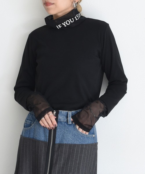 Eimee Law（エイミーロウ） tシャツ フロッキーテキストハイネック