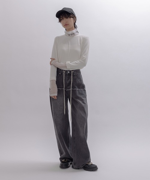 Eimee Law（エイミーロウ） tシャツ フロッキーテキストハイネック