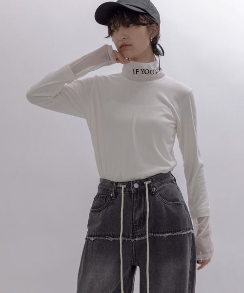 Eimee Law（エイミーロウ） tシャツ フロッキーテキストハイネック